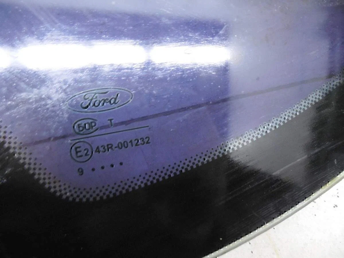 Стекло кузовное глухое левое FORD Focus II 2005-2008 - миниатюра 3