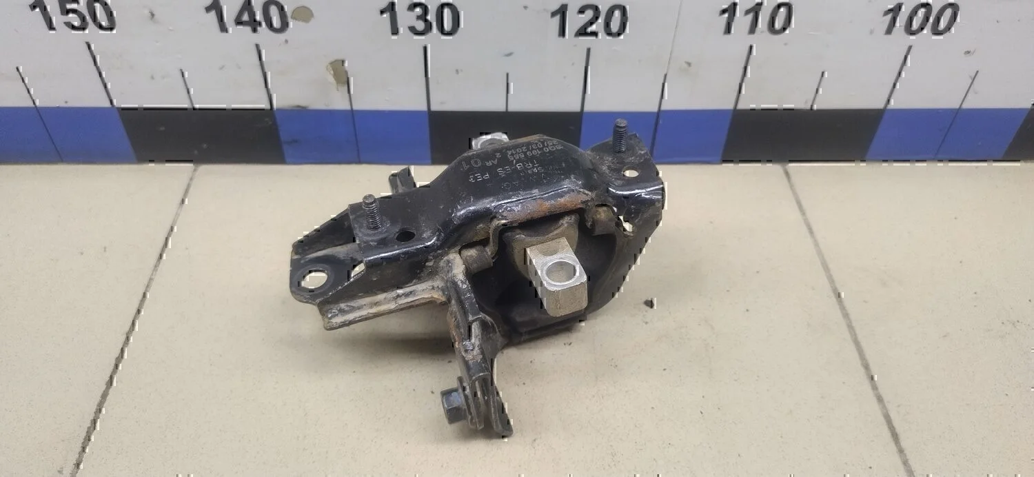 Опора КПП левая Audi Fabia 1999-2006 - миниатюра 2