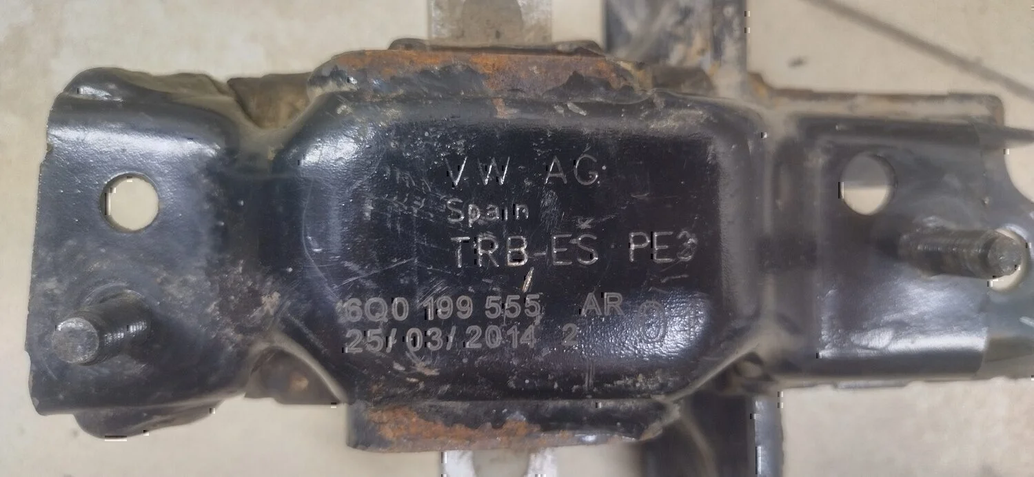 Опора КПП левая Audi Fabia 1999-2006 - миниатюра 6