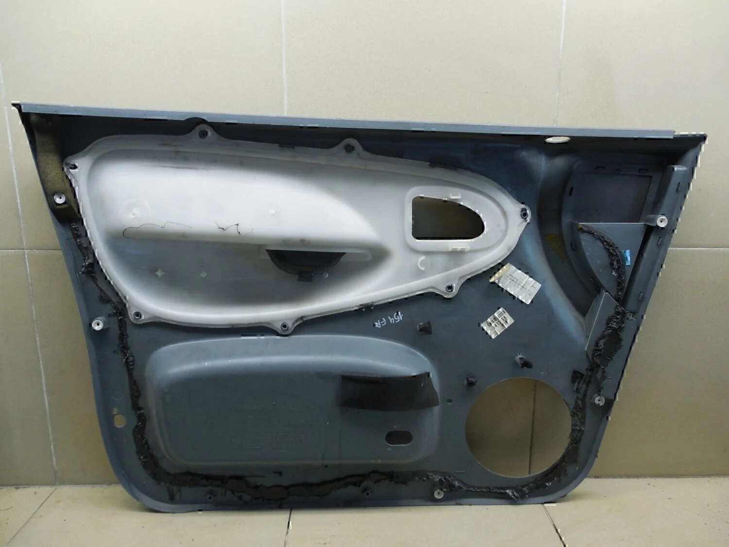 Обшивка двери передней правой RENAULT Scenic 1996-1999 - миниатюра 9