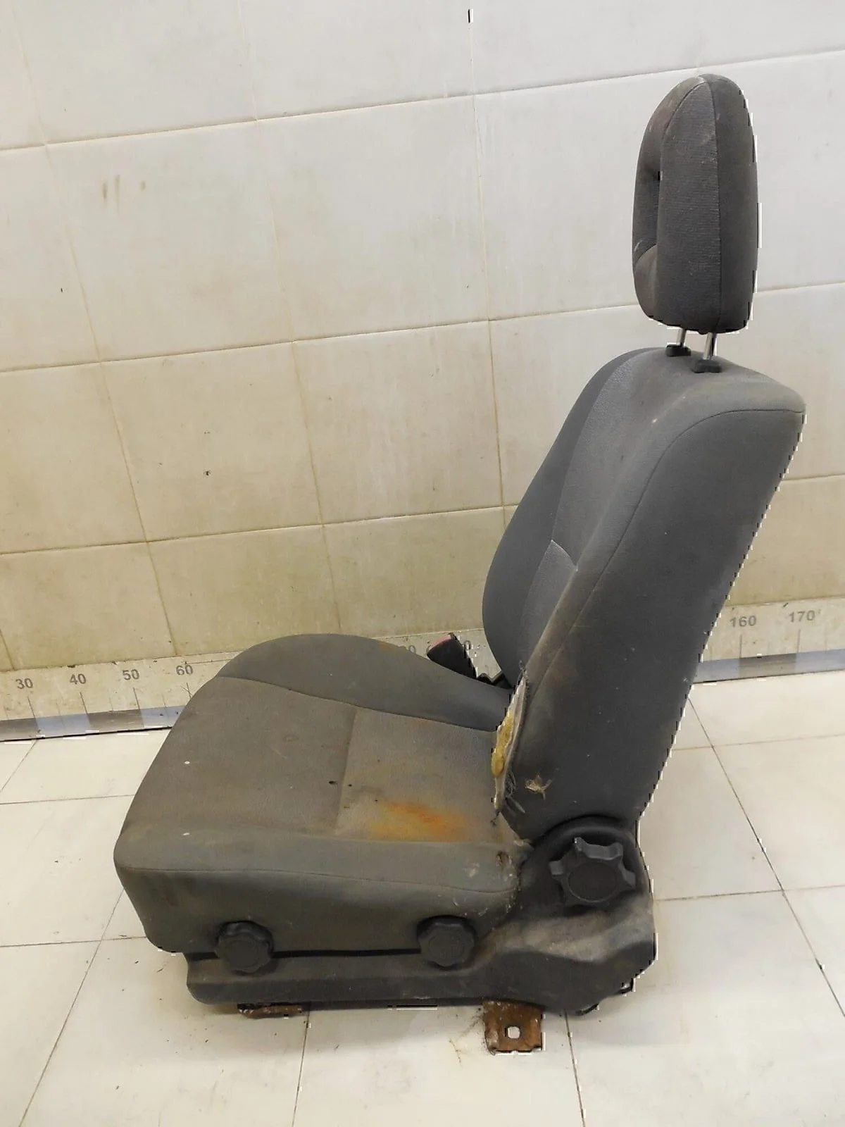 Сиденье переднее левое MITSUBISHI Carisma (DA) 1999-2003 - миниатюра 7