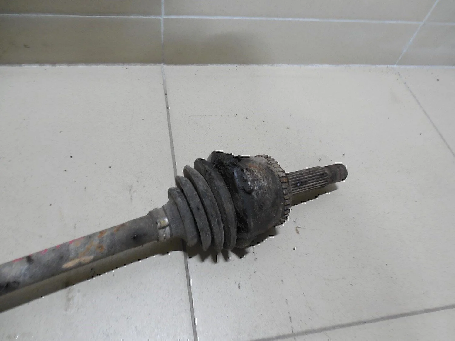 Полуось передняя правая MITSUBISHI Carisma (DA) 1999-2003 - миниатюра 5