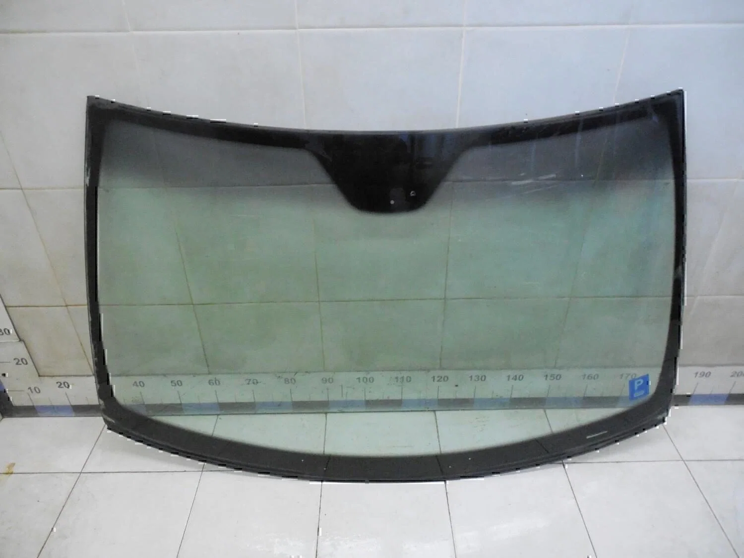 Стекло лобовое (ветровое) MERCEDES-BENZ W203 2000-2006 - изображение 1