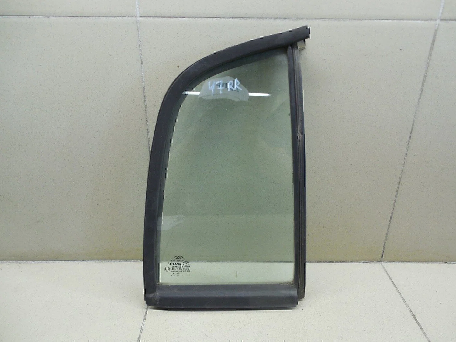 Стекло двери задней правой (форточка) Chery Kimo (S12) 2008> - изображение 1