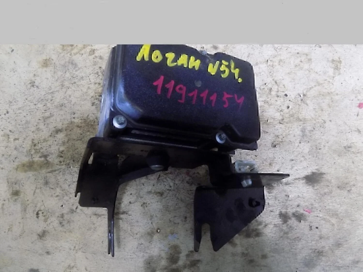 Блок ABS (насос) NISSAN Almera (G15) 2013> - миниатюра 2