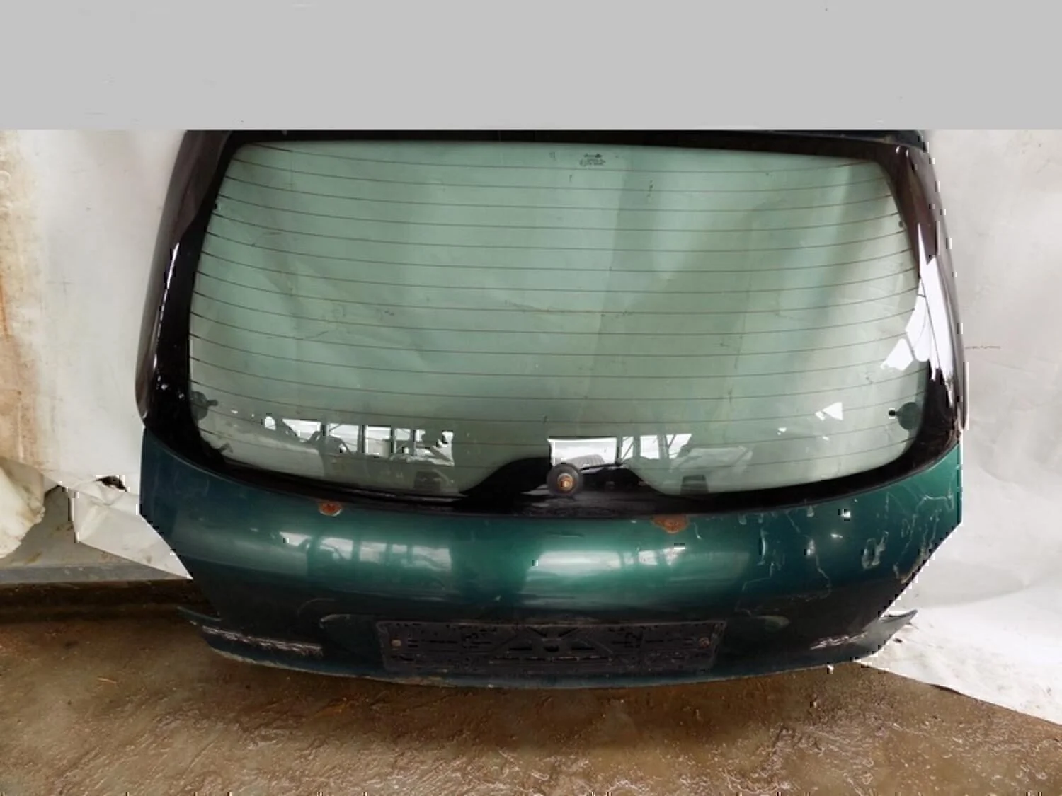 Дверь багажника со стеклом PEUGEOT 206 1998-2012 - миниатюра 2