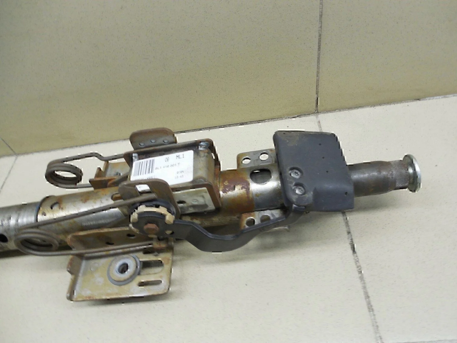 Колонка рулевая Audi A3 (8L1) 1996-2003 - миниатюра 4