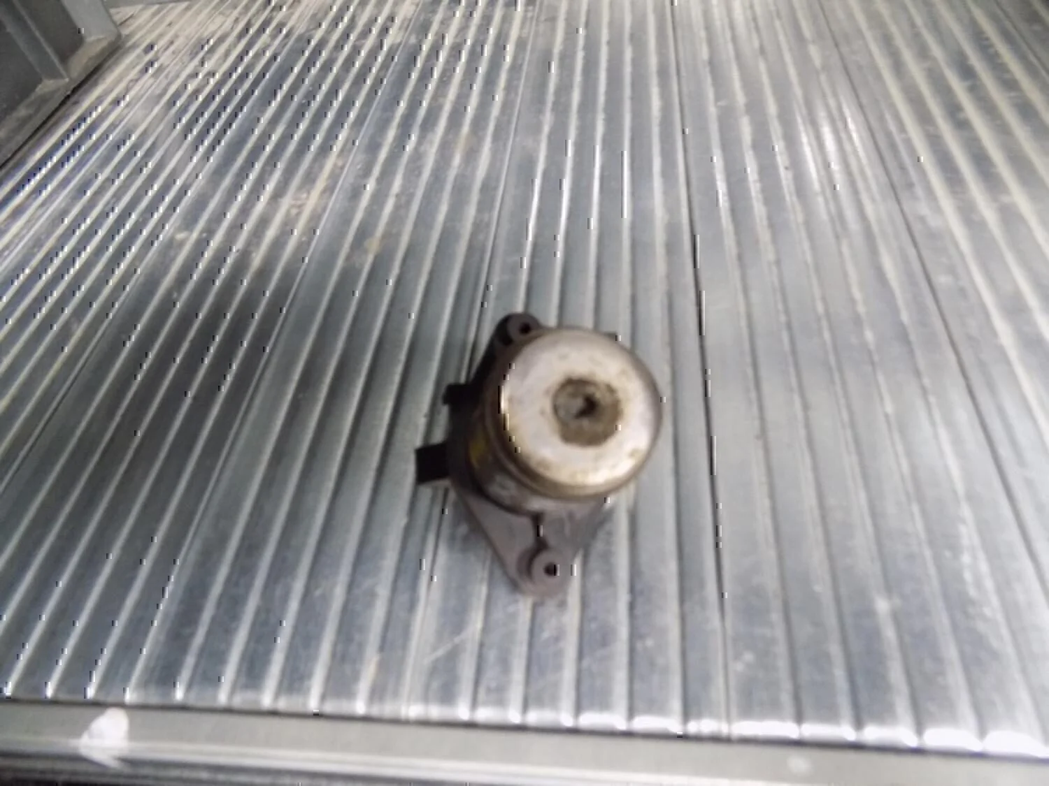 Вставка замка багажника FORD Fusion 2002-2012 - миниатюра 3