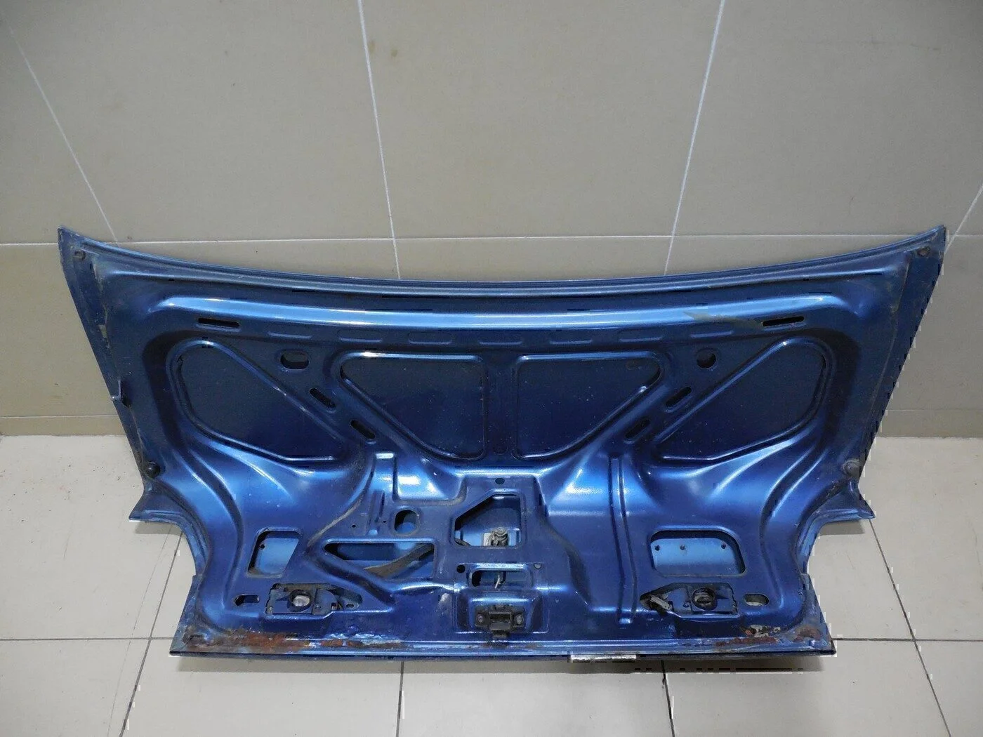 Крышка багажника RENAULT R19 1992-1996 - миниатюра 4