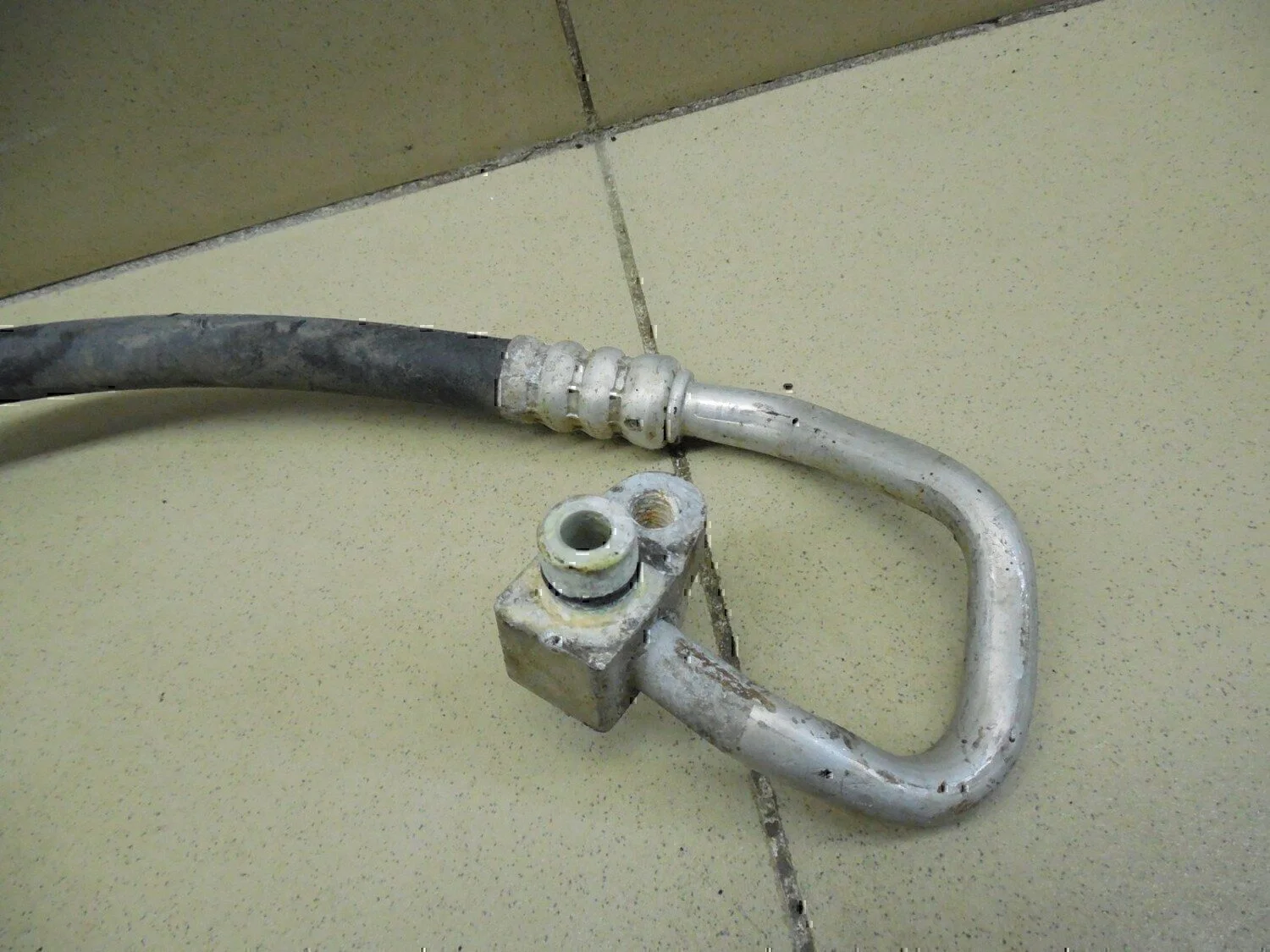 Трубка кондиционера NISSAN Almera N15 1995-2000 - миниатюра 5