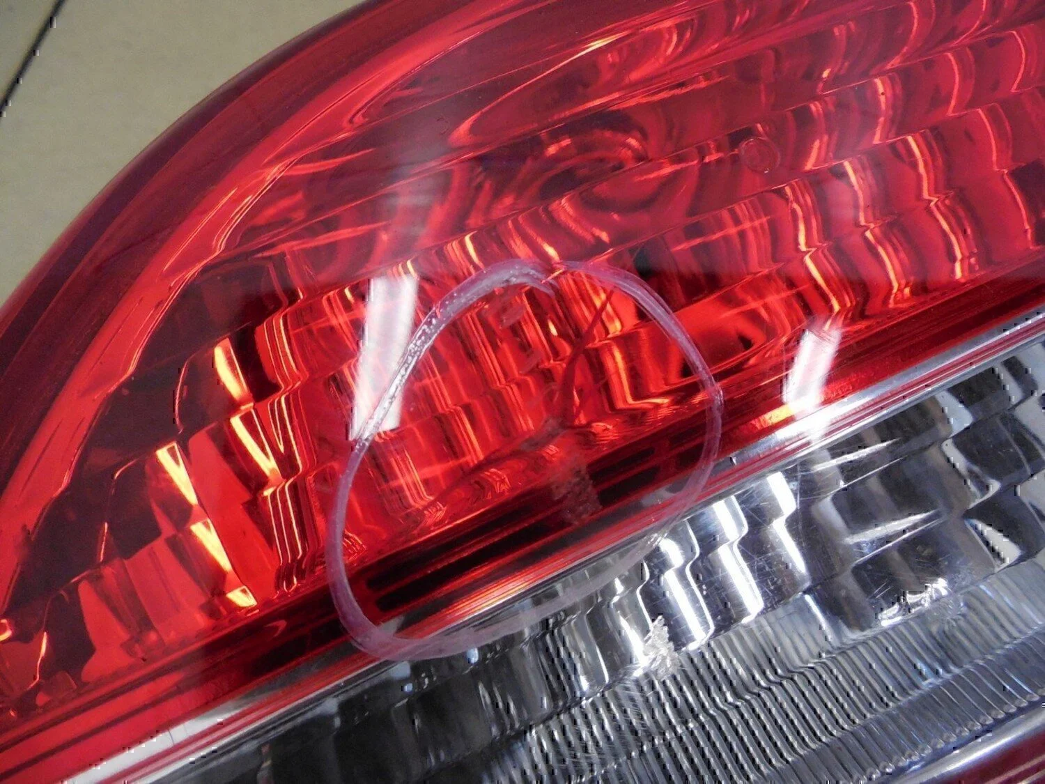 Фонарь задний внутренний правый NISSAN Almera (G15) 2013> - миниатюра 4