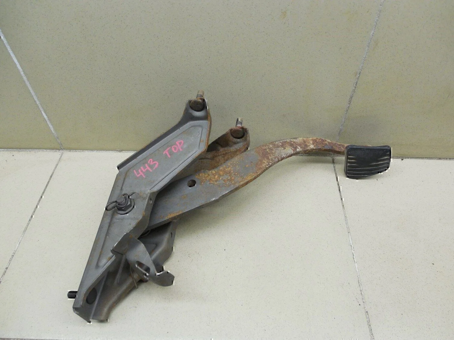 Педаль тормоза DAEWOO Espero 1991-1999 - миниатюра 4