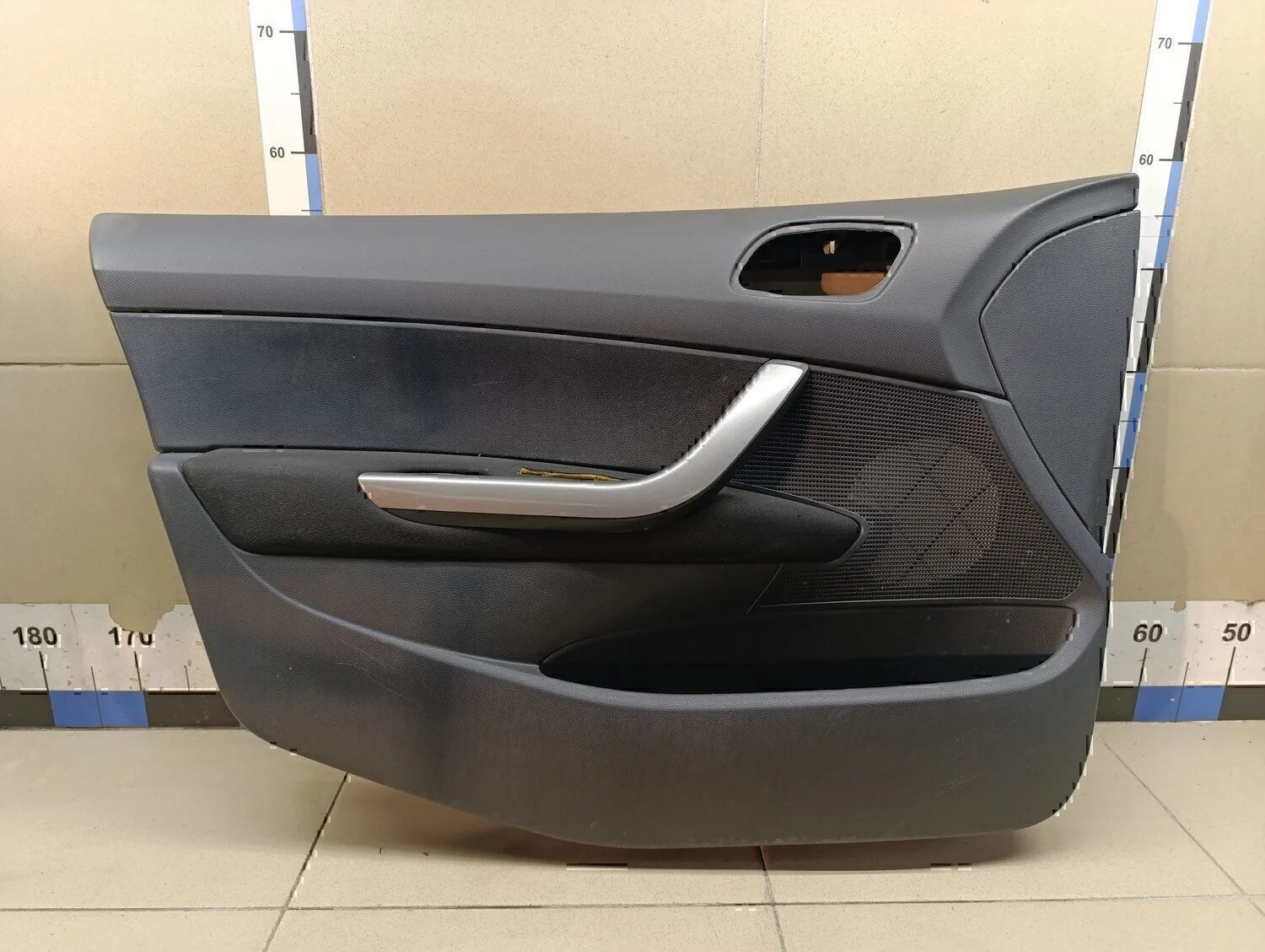 Обшивка двери передней левой PEUGEOT 408 2012> - изображение 1