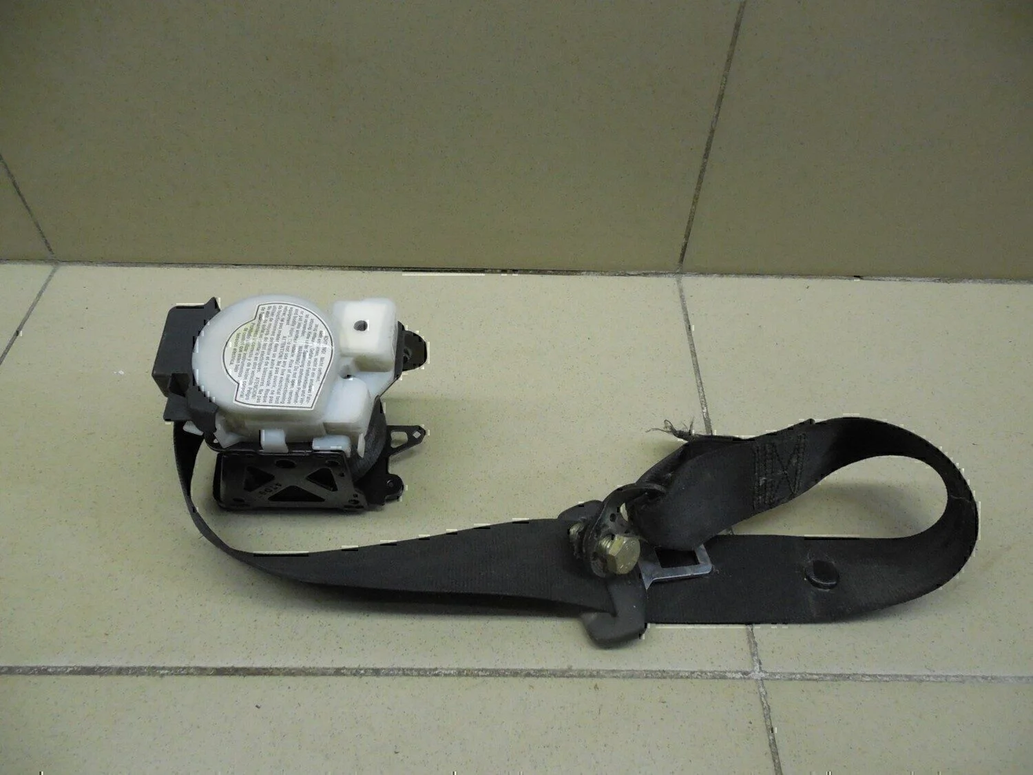 Ремень безопасности Audi A4 [B6] 2000-2004 - миниатюра 2