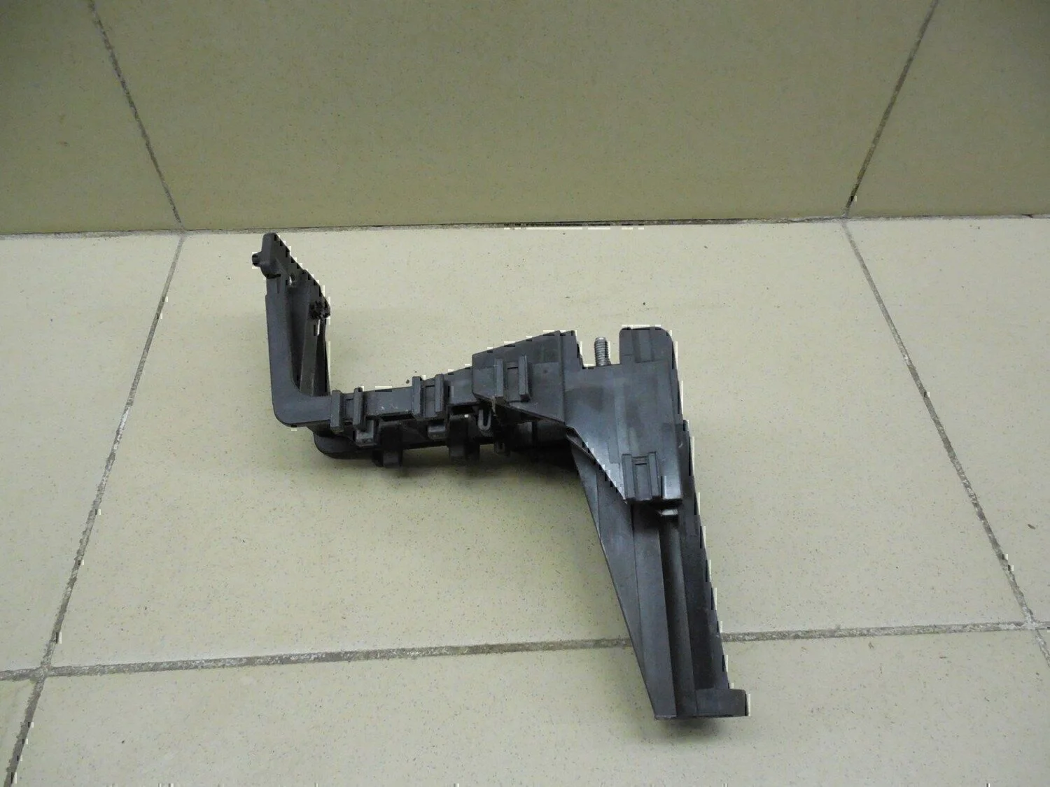 Блок реле Audi A4 [B6] 2000-2004 - миниатюра 5