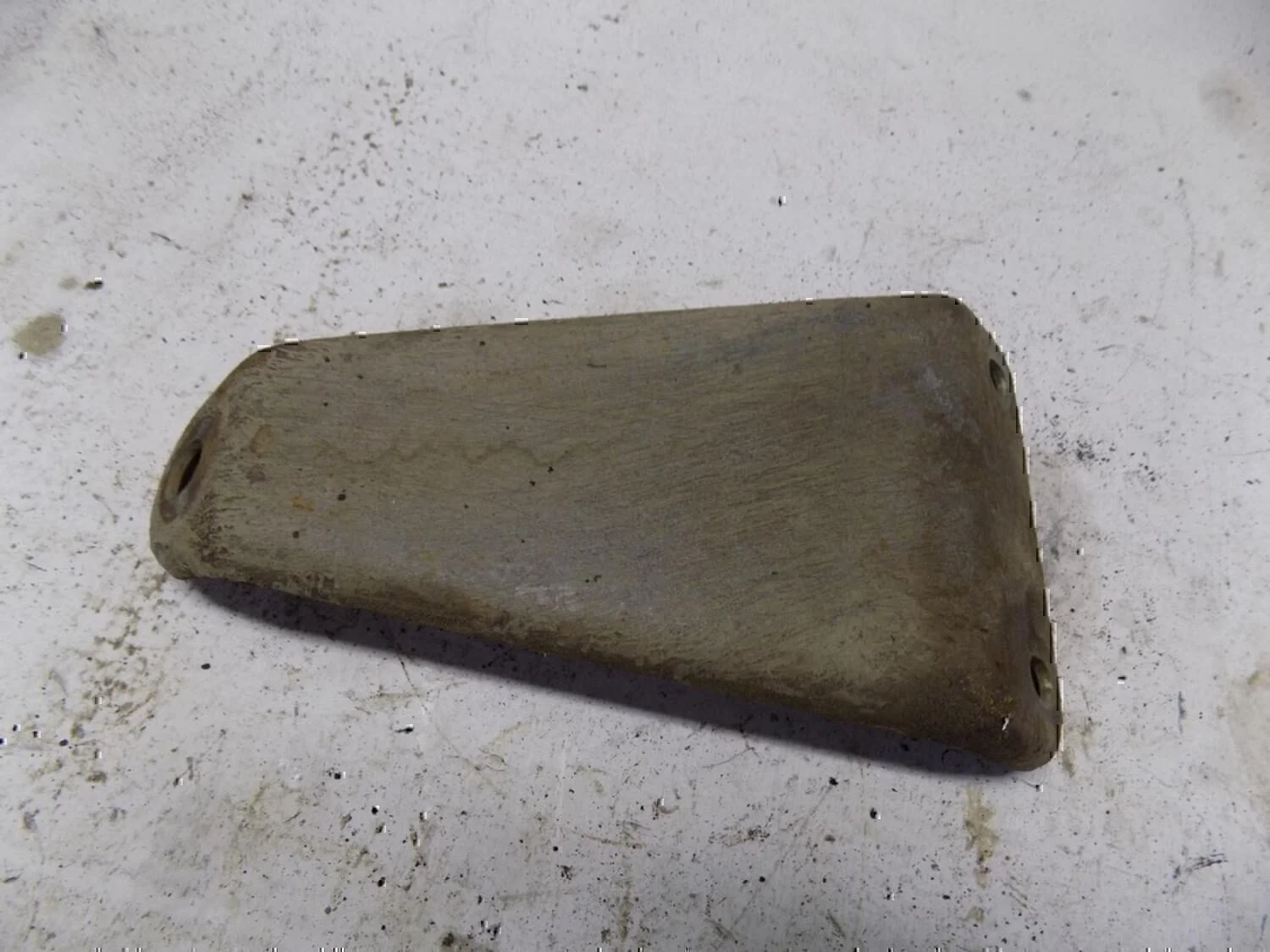 Кронштейн впускного коллектора Chery Amulet (A15) 2006> - миниатюра 2
