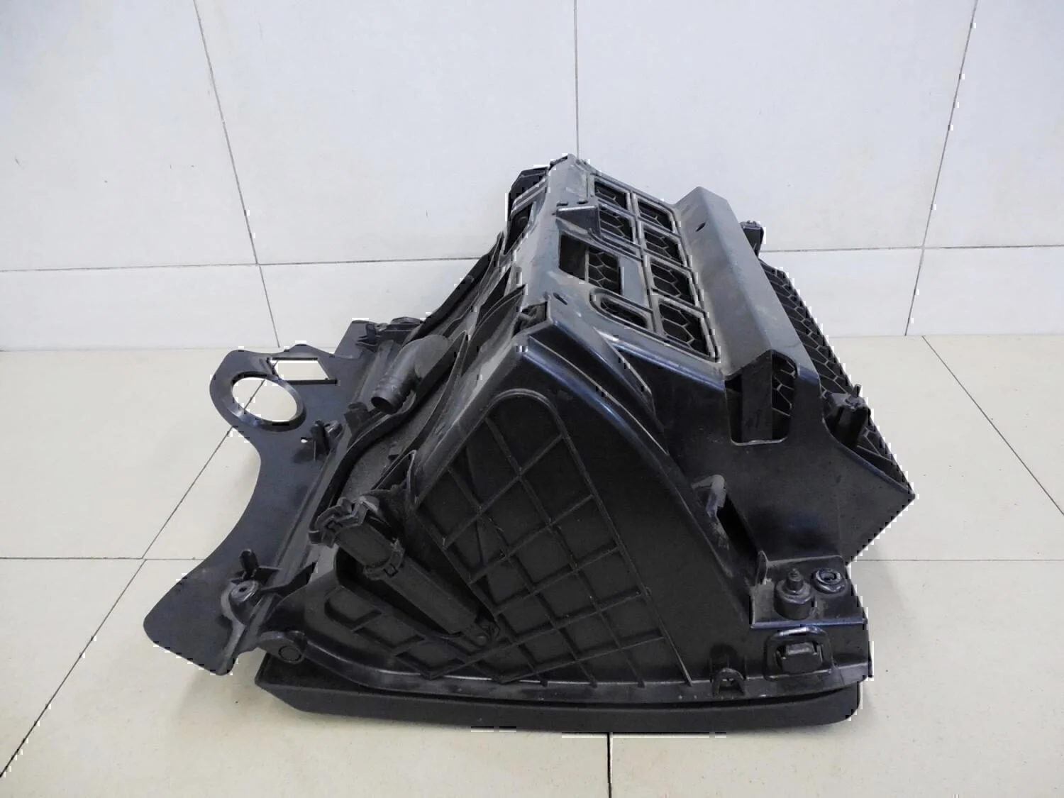 Бардачок VW Passat [B6] 2005-2010 - миниатюра 7
