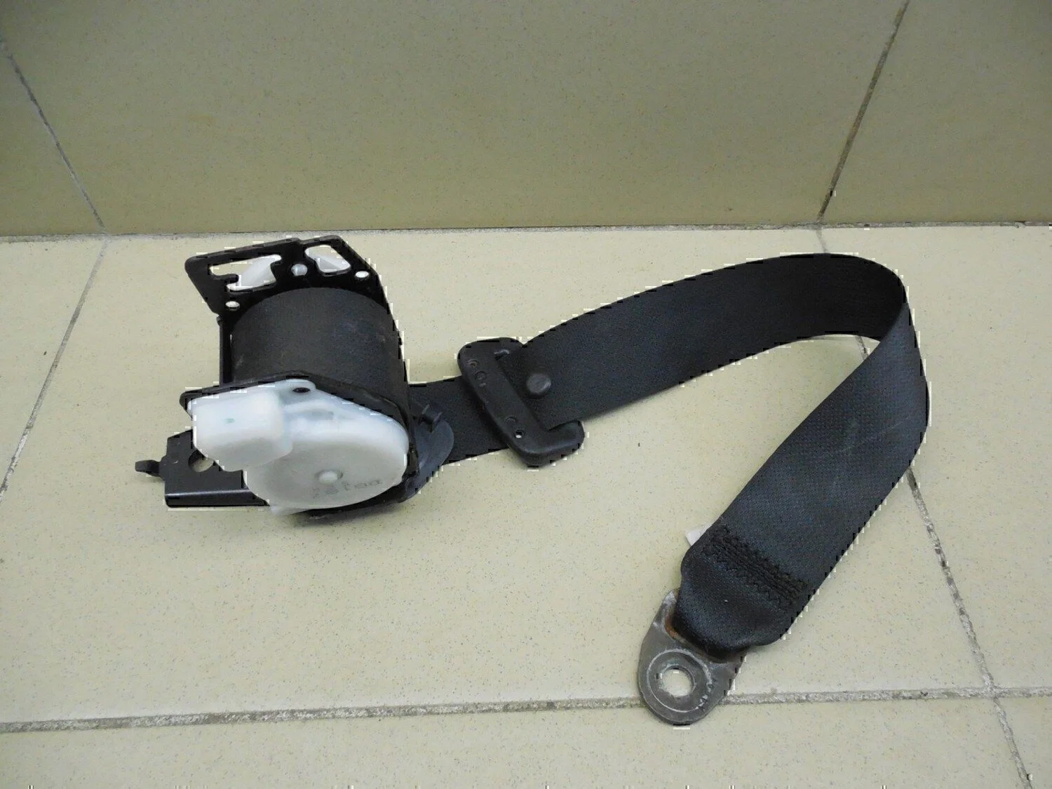 Ремень безопасности NISSAN Almera N16 2000-2006 - миниатюра 4