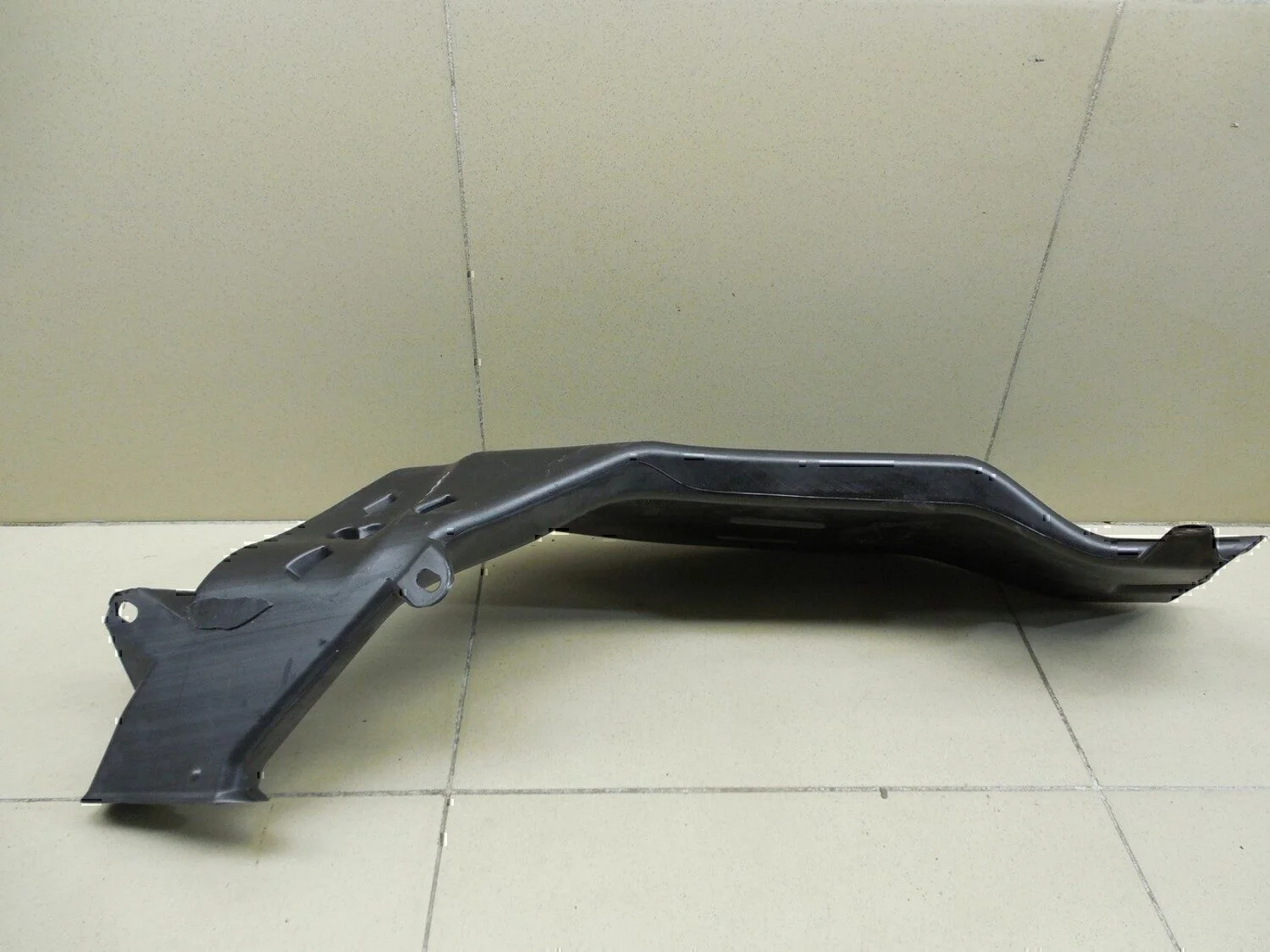 Воздуховод отопителя Audi A4 [B6] 2000-2004 - миниатюра 2