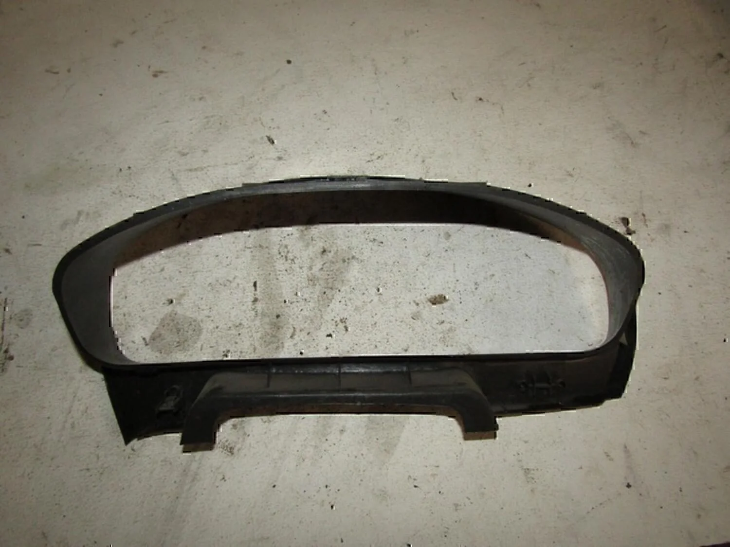 Накладка (кузов внутри) NISSAN Almera N16 2000-2006 - миниатюра 2