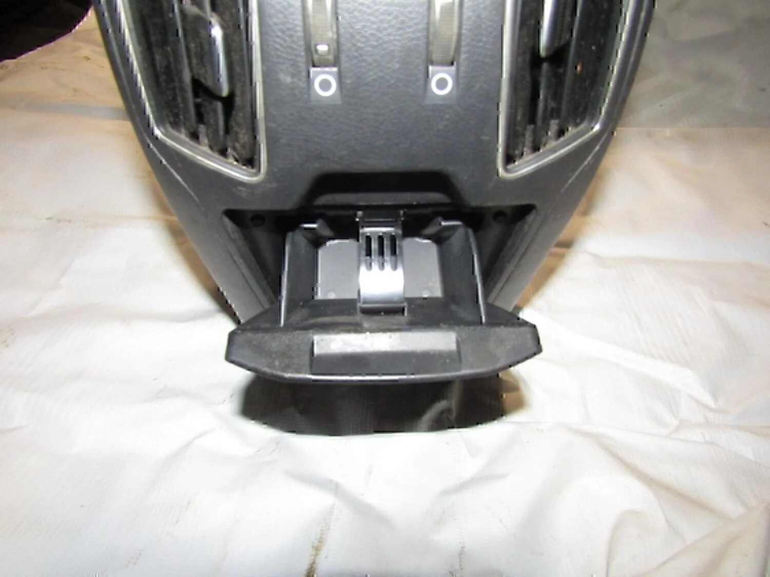 Подлокотник Hyundai-KIA Sonata VI 2010-2014 - миниатюра 7
