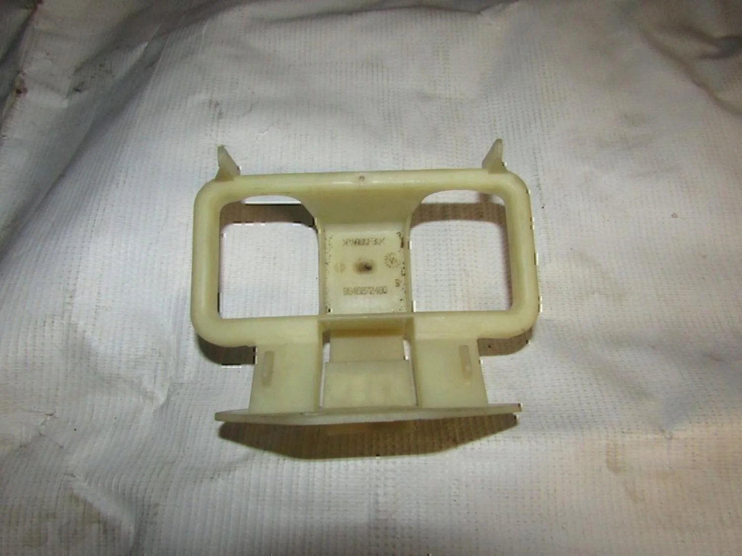 Кронштейн ручки Peugeot-Citroen C4 2005-2011 - изображение 1