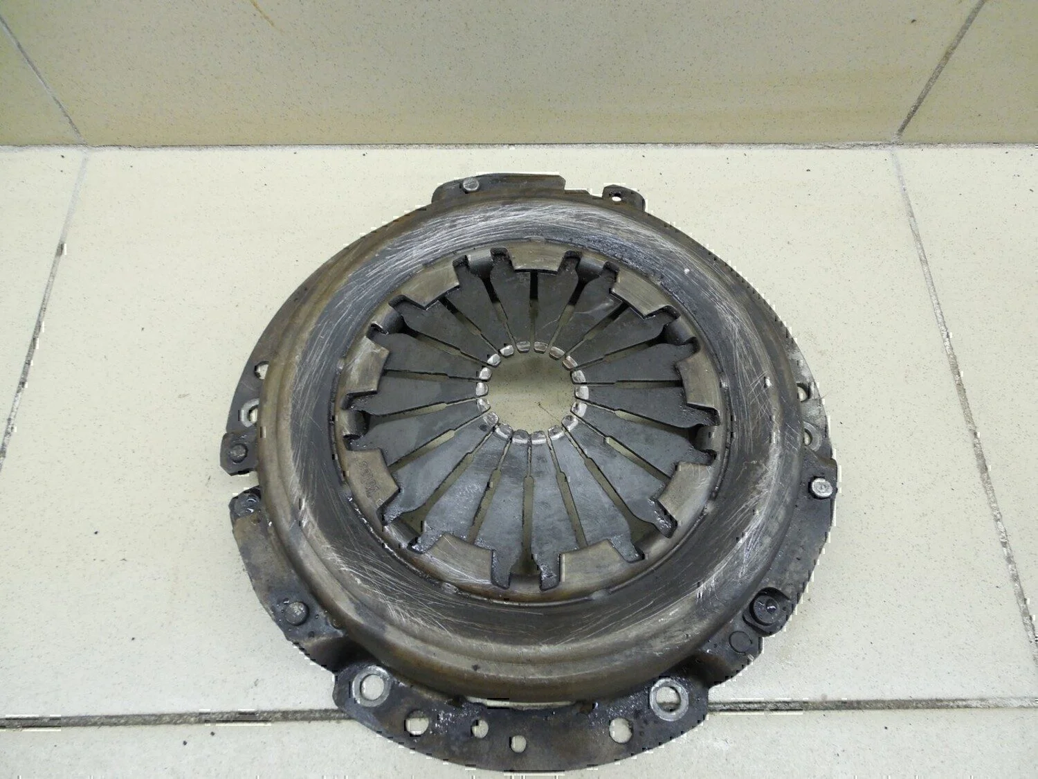 Корзина сцепления RENAULT Scenic 1996-1999 - миниатюра 2