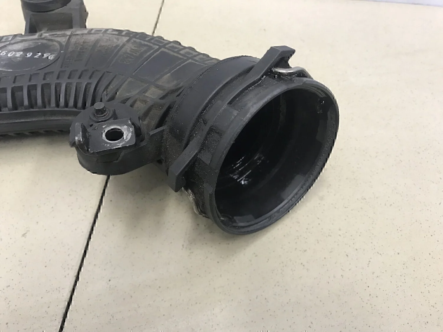 Патрубок интеркулера Audi Passat [B6] 2005-2010 - миниатюра 4