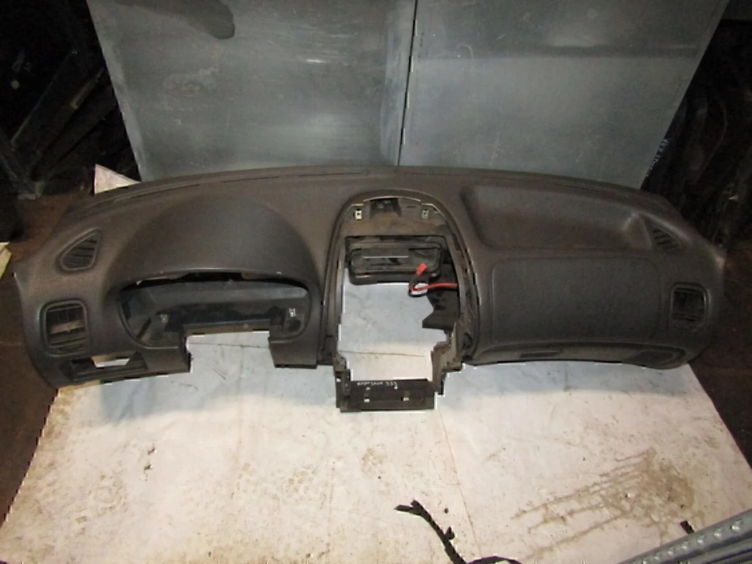 Торпедо MITSUBISHI Carisma (DA) 1995-1999 - миниатюра 2