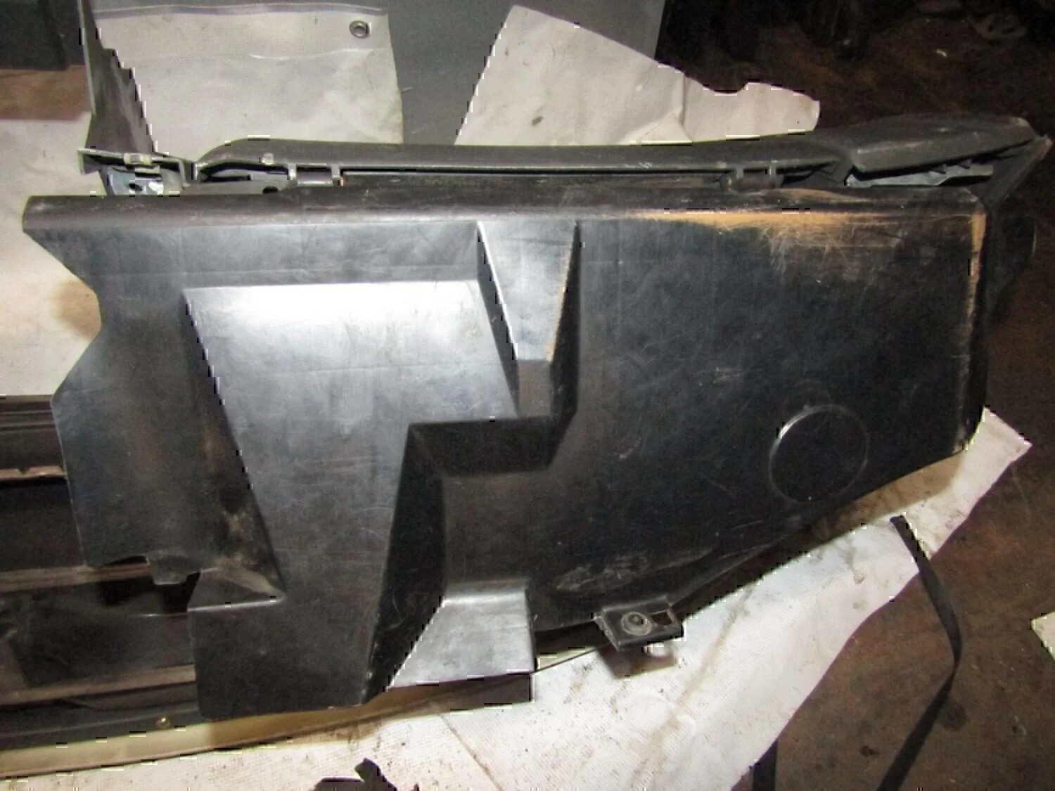 Торпедо MITSUBISHI Carisma (DA) 1995-1999 - миниатюра 8