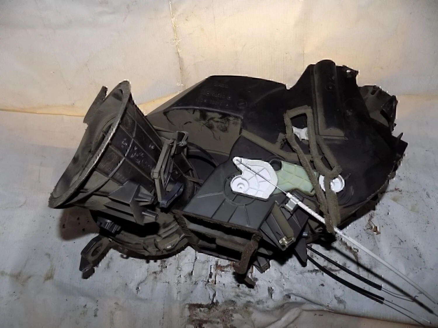 Корпус отопителя PEUGEOT 206 1998-2012 - миниатюра 2