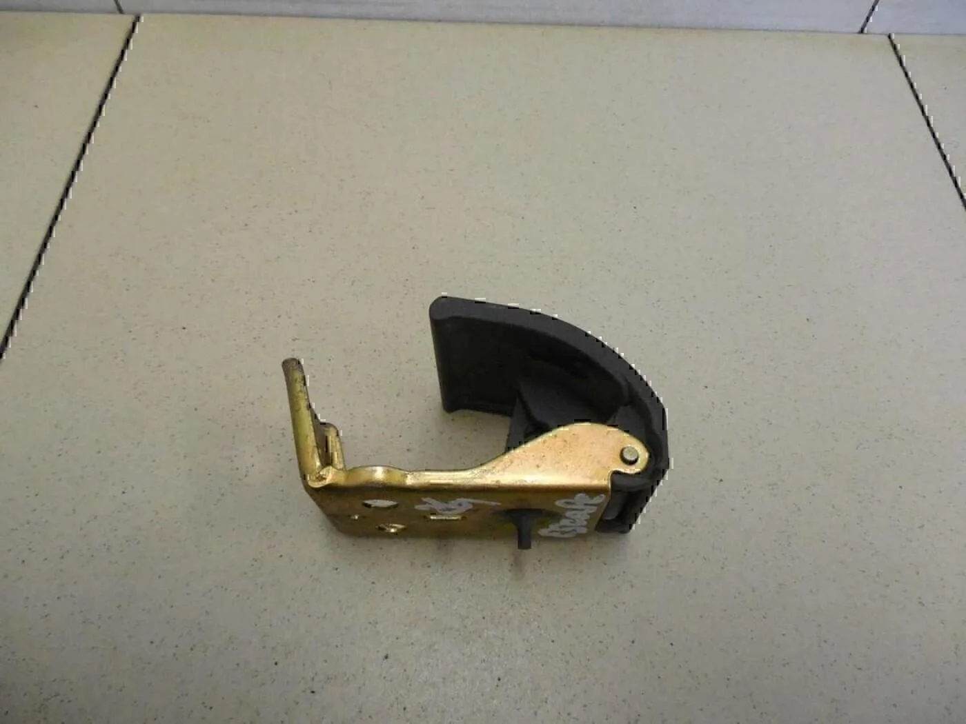 Ручка открывания капота FORD Maverick 2001-2006 - миниатюра 5