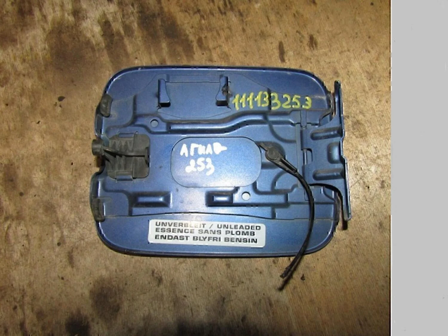 Лючок бензобака OPEL Agila A 2000-2008 - изображение 1