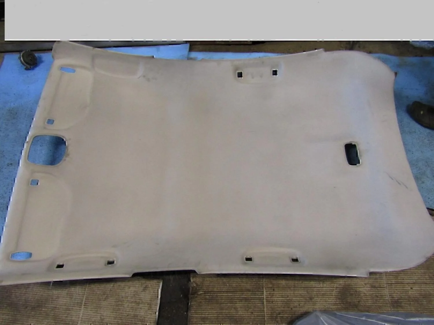 Обшивка потолка Peugeot-Citroen C4 2005-2011 - миниатюра 2