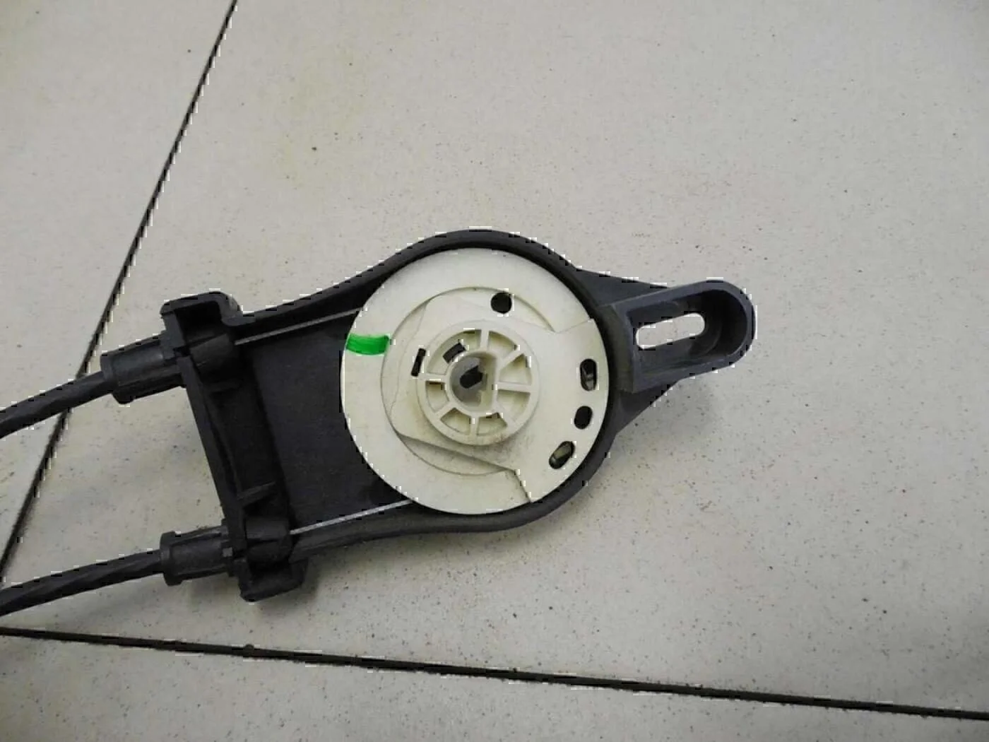 Трос отопителя FORD Escape 2001-2006 - миниатюра 3