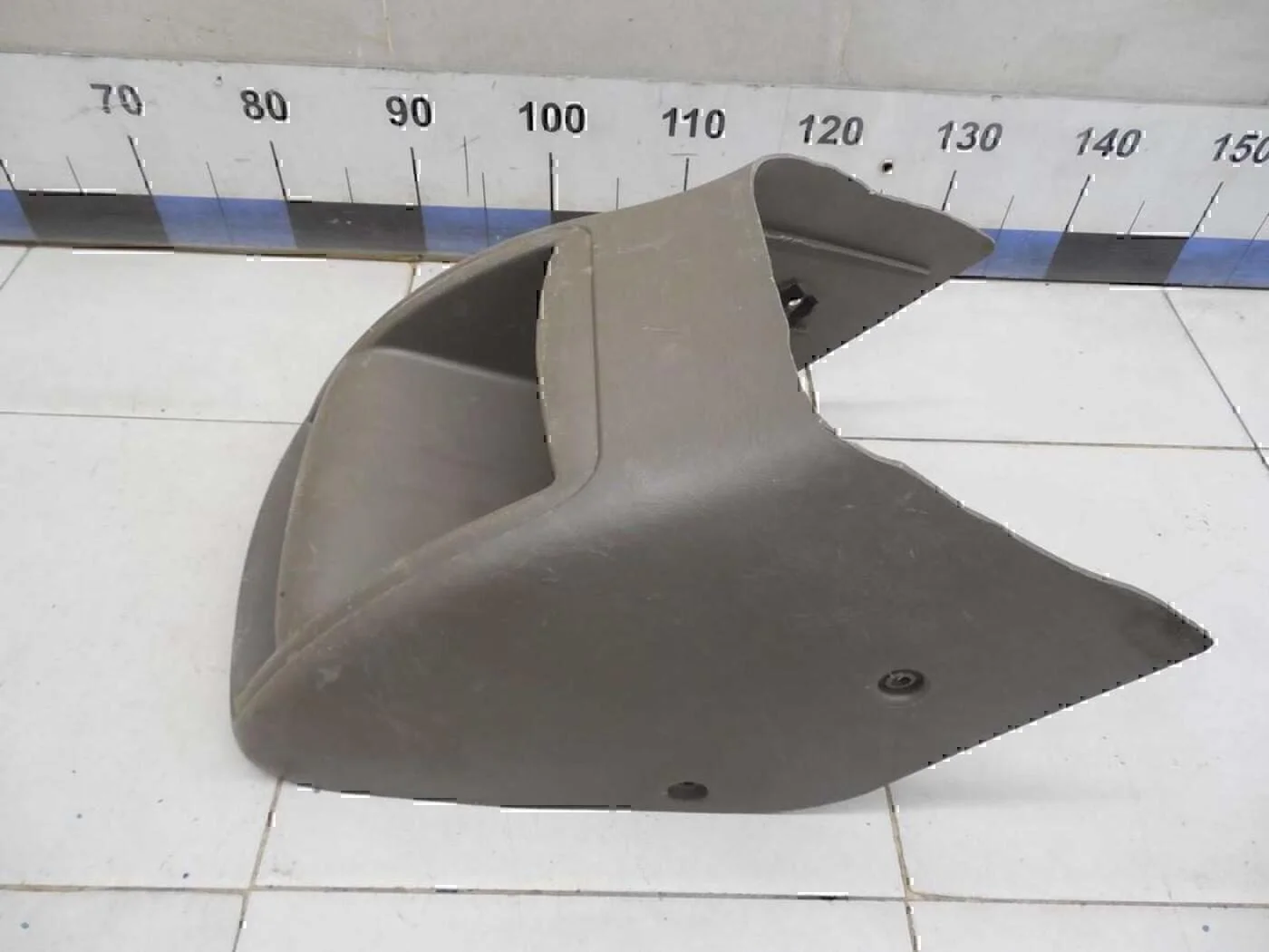 Консоль FORD Escape 2001-2006 - миниатюра 5