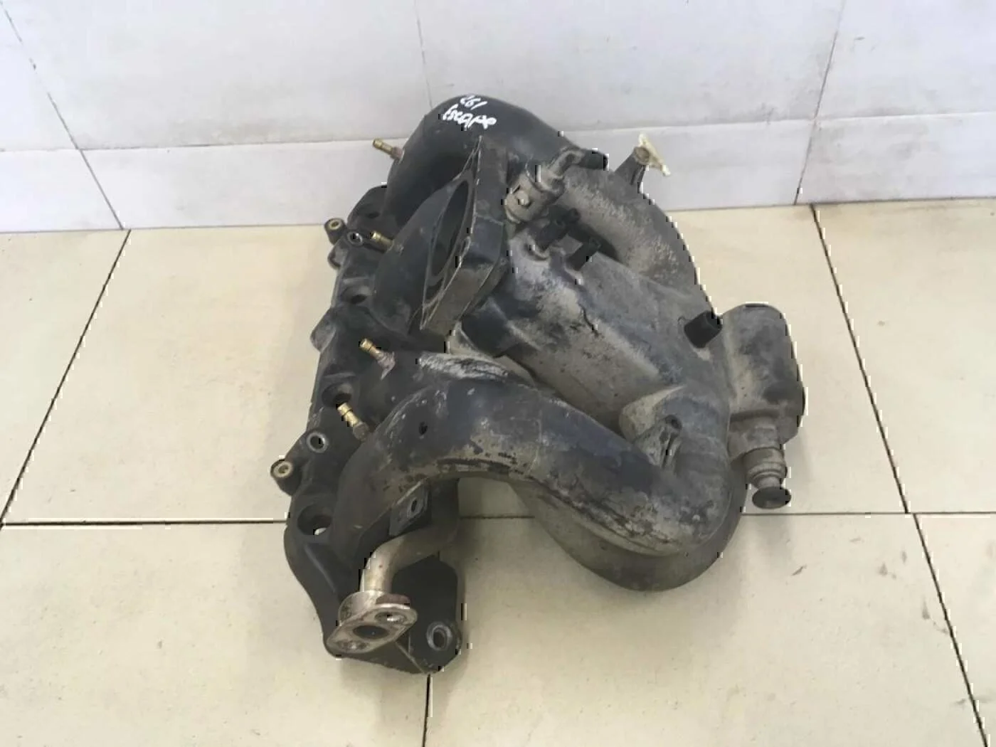 Коллектор впускной FORD Escape 2001-2006 - миниатюра 4
