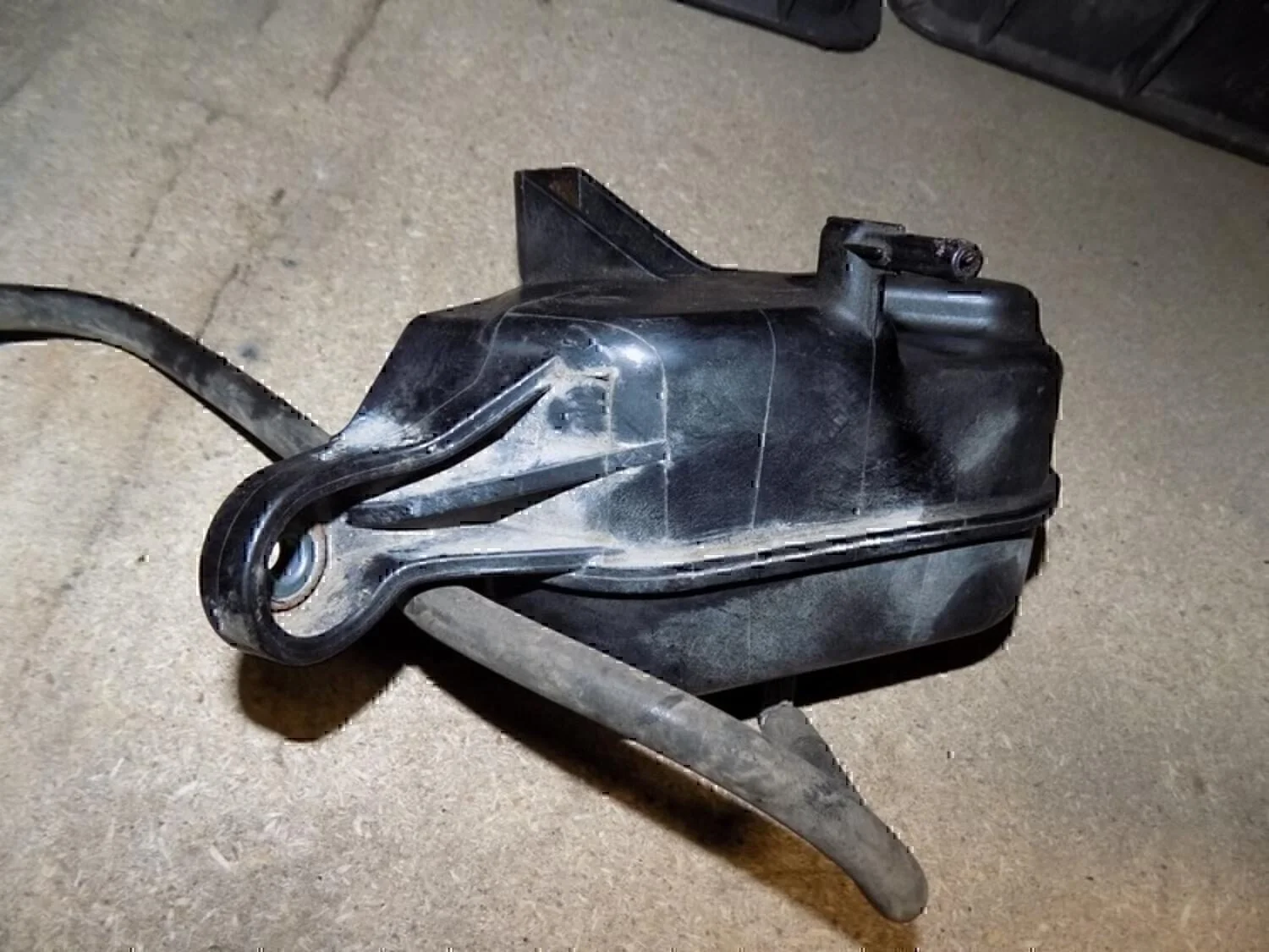 Бачок вакуумный NISSAN Teana J31 2006-2008 - изображение 1