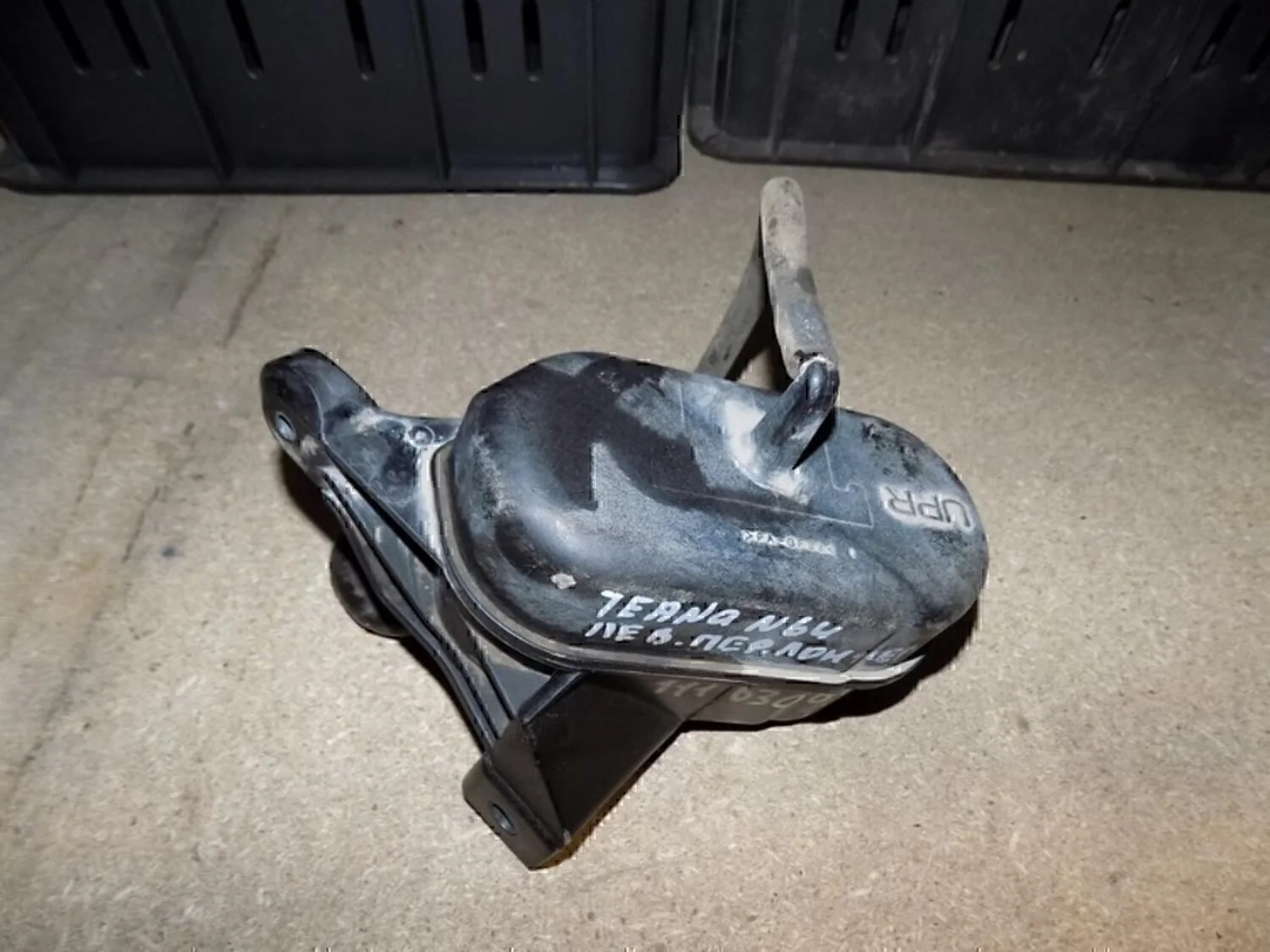 Бачок вакуумный NISSAN Teana J31 2006-2008 - миниатюра 2