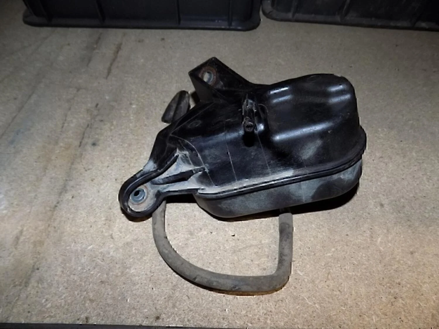 Бачок вакуумный NISSAN Teana J31 2006-2008 - миниатюра 3