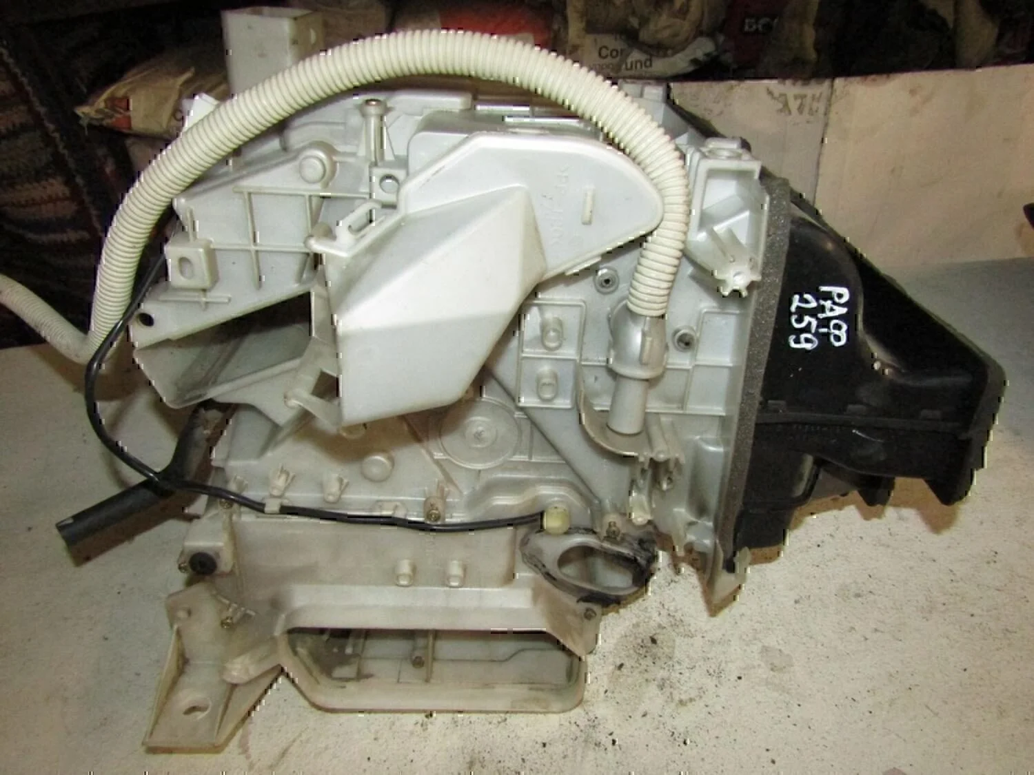 Корпус отопителя TOYOTA RAV 4 2000-2005 - миниатюра 5