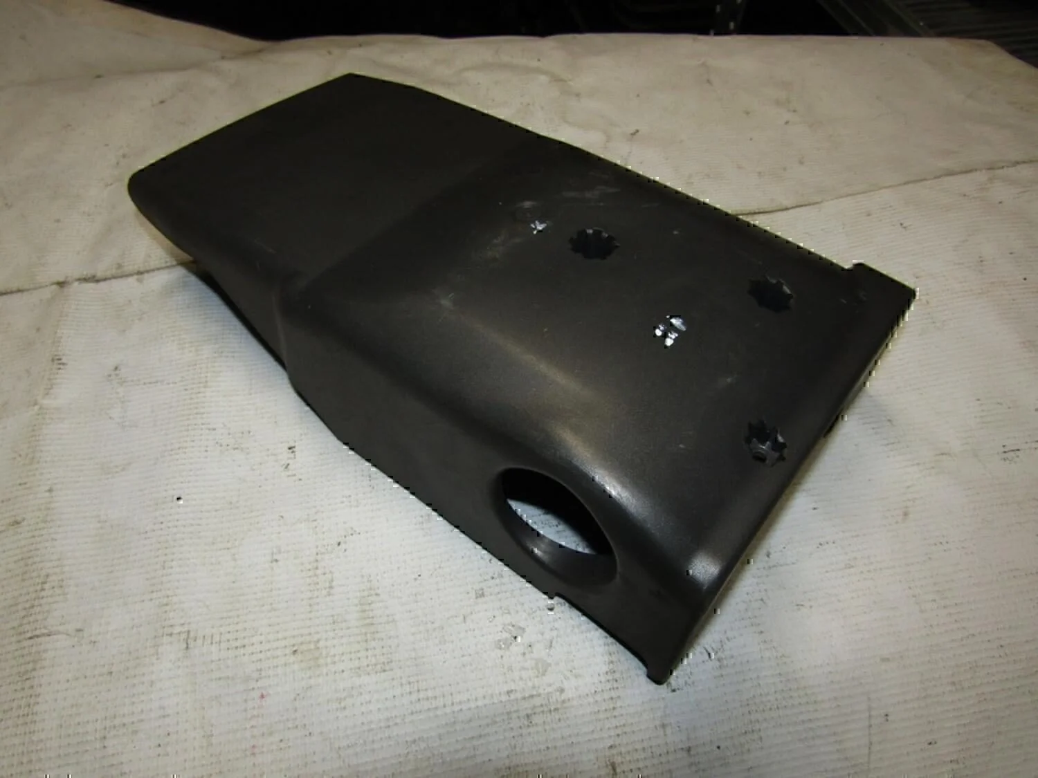 Кожух рулевой колонки нижний VOLVO S60 2000-2009 - миниатюра 3