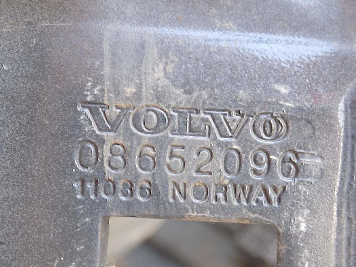 Усилитель переднего бампера VOLVO S60 2000-2009 - миниатюра 3