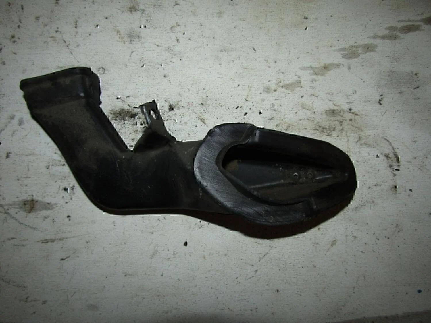 Воздуховод Chevrolet Lanos 2004-2010 - миниатюра 2