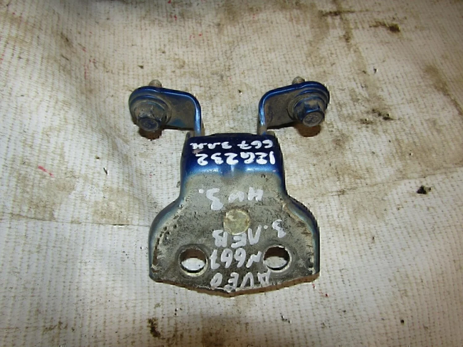 Петля двери задней Chevrolet Aveo (T200) 2003-2008 - изображение 1