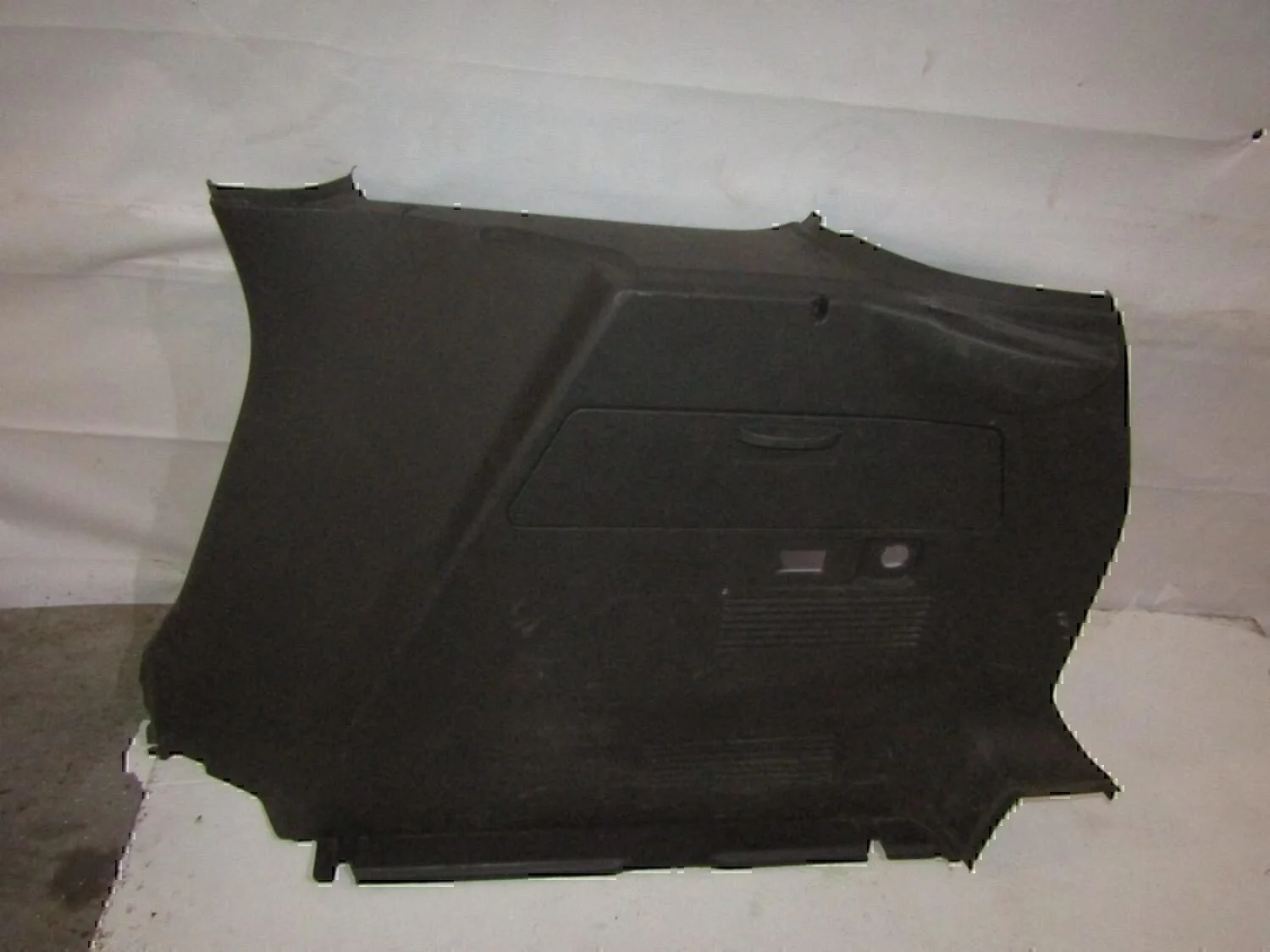 Обшивка багажника FORD C-MAX 2003-2011 - изображение 1
