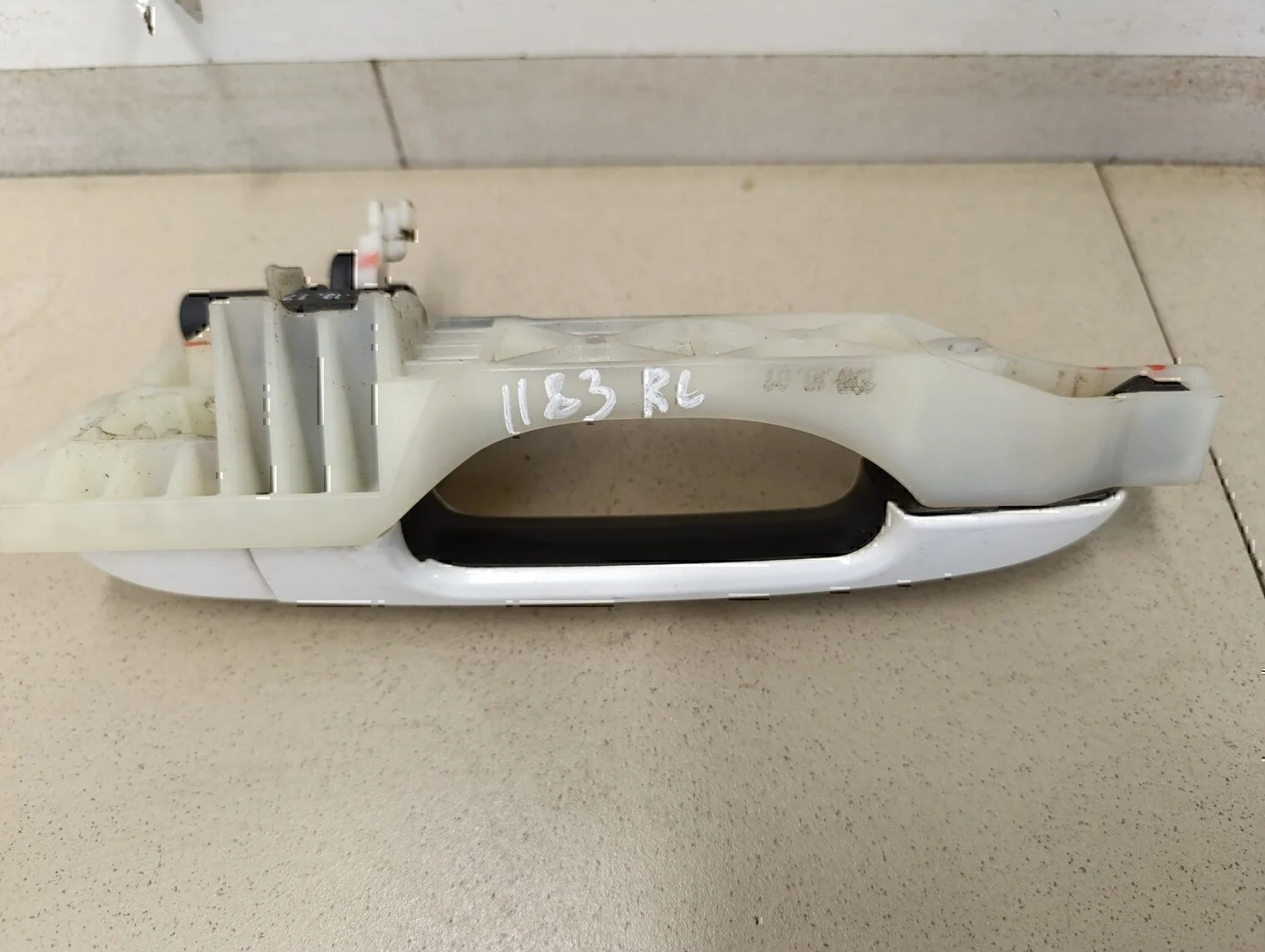 Ручка двери наружная Hyundai-KIA Soul 2009-2014 - миниатюра 2