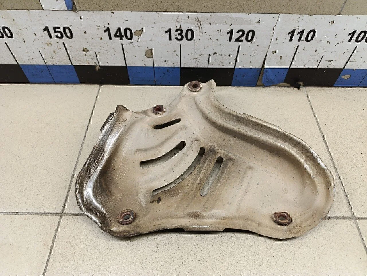 Экран тепловой TOYOTA Auris (E15) 2006-2012 - миниатюра 2
