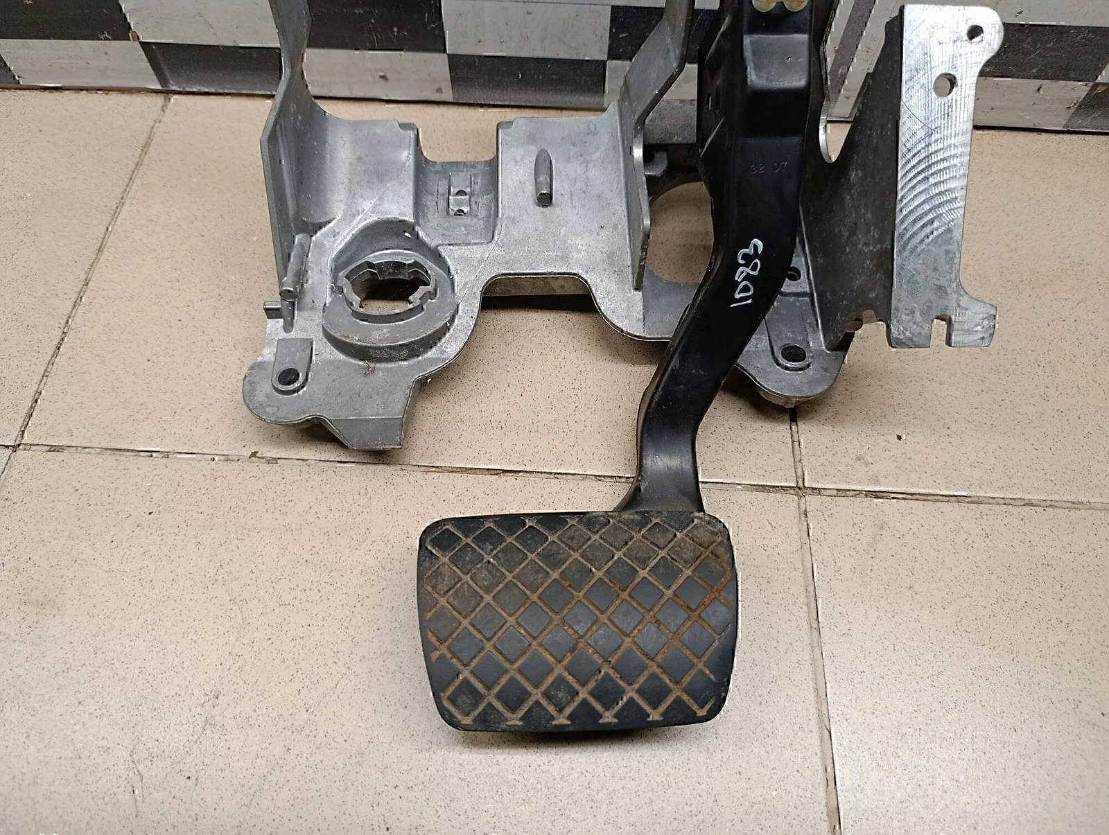Блок педалей Audi A4 [B8] 2007-2015 - миниатюра 2