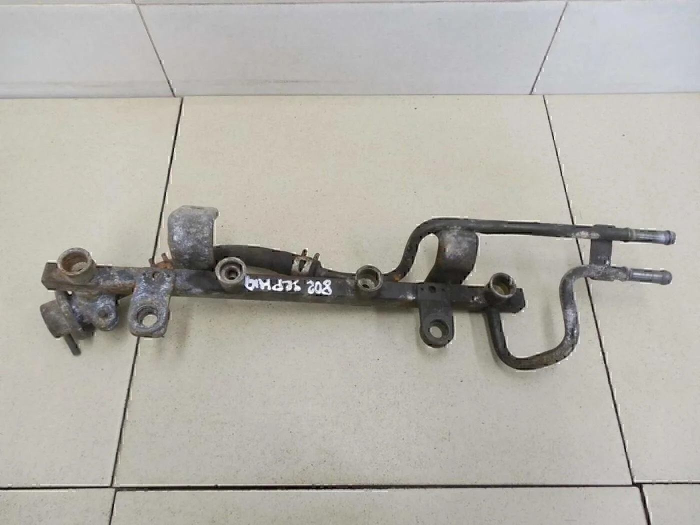 Рейка топливная (рампа) Hyundai-KIA Sephia 1993-1997 - изображение 1
